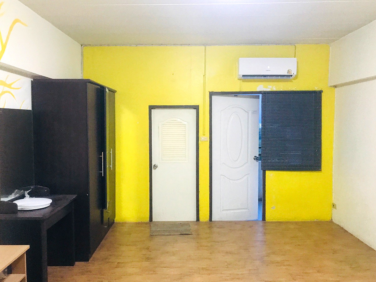 Pictures of Eakthanee Condo 3/5