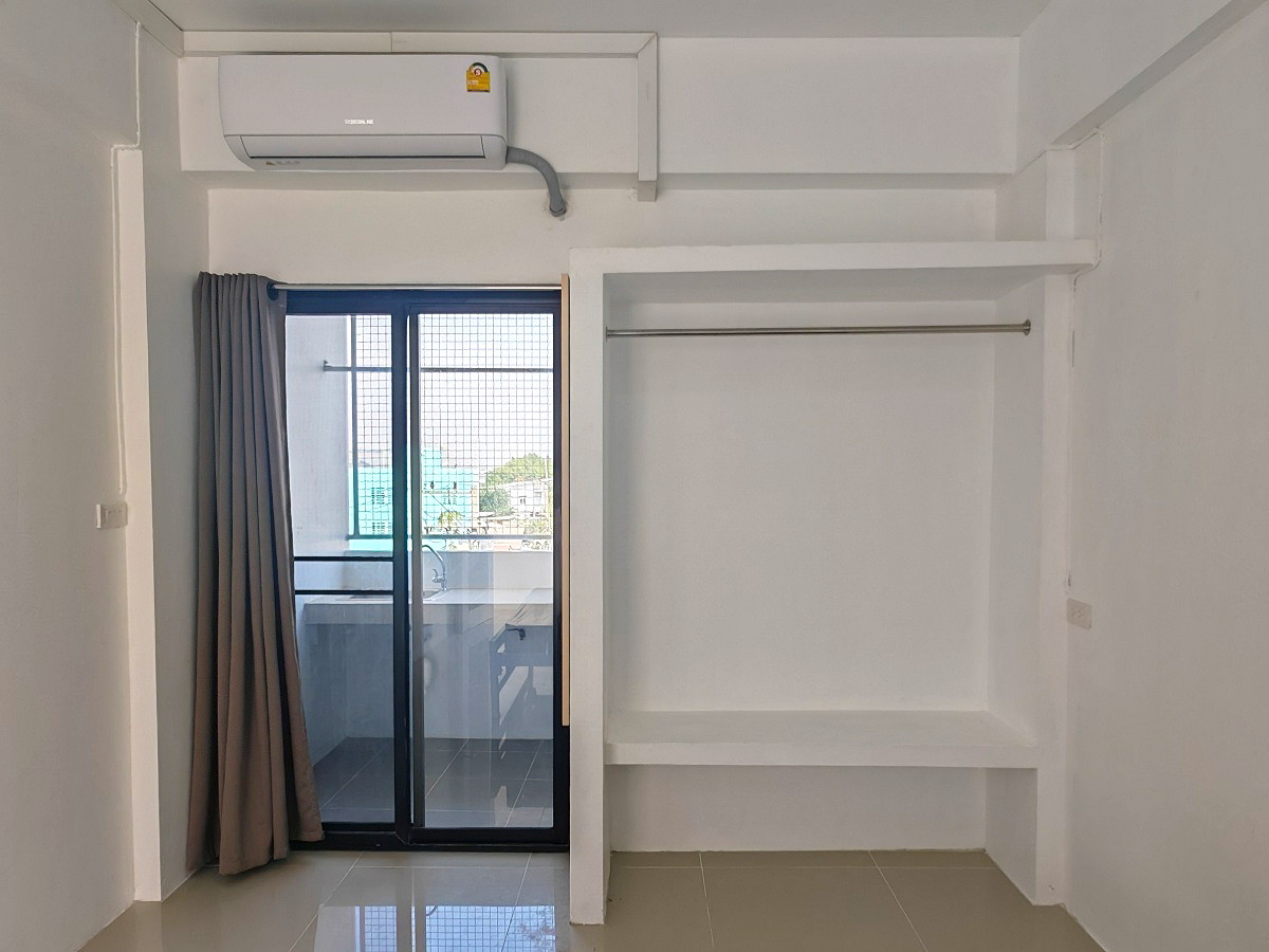 Pictures of RABBIT APARTMENT 7/12