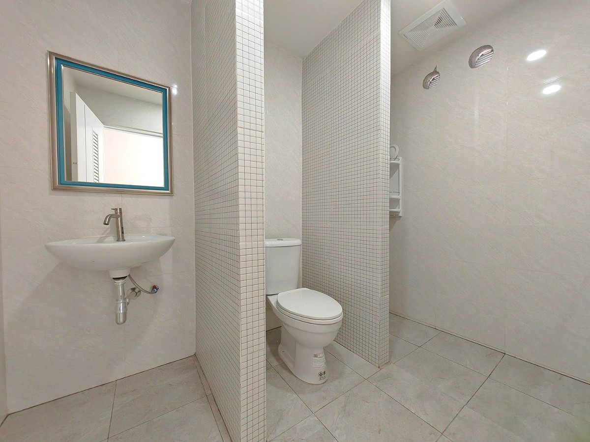 Pictures of IS AM ARE พยอม2 7/12