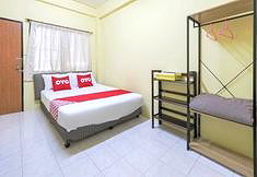 Pictures of OYO 471 Sunshine Apartment 8/9