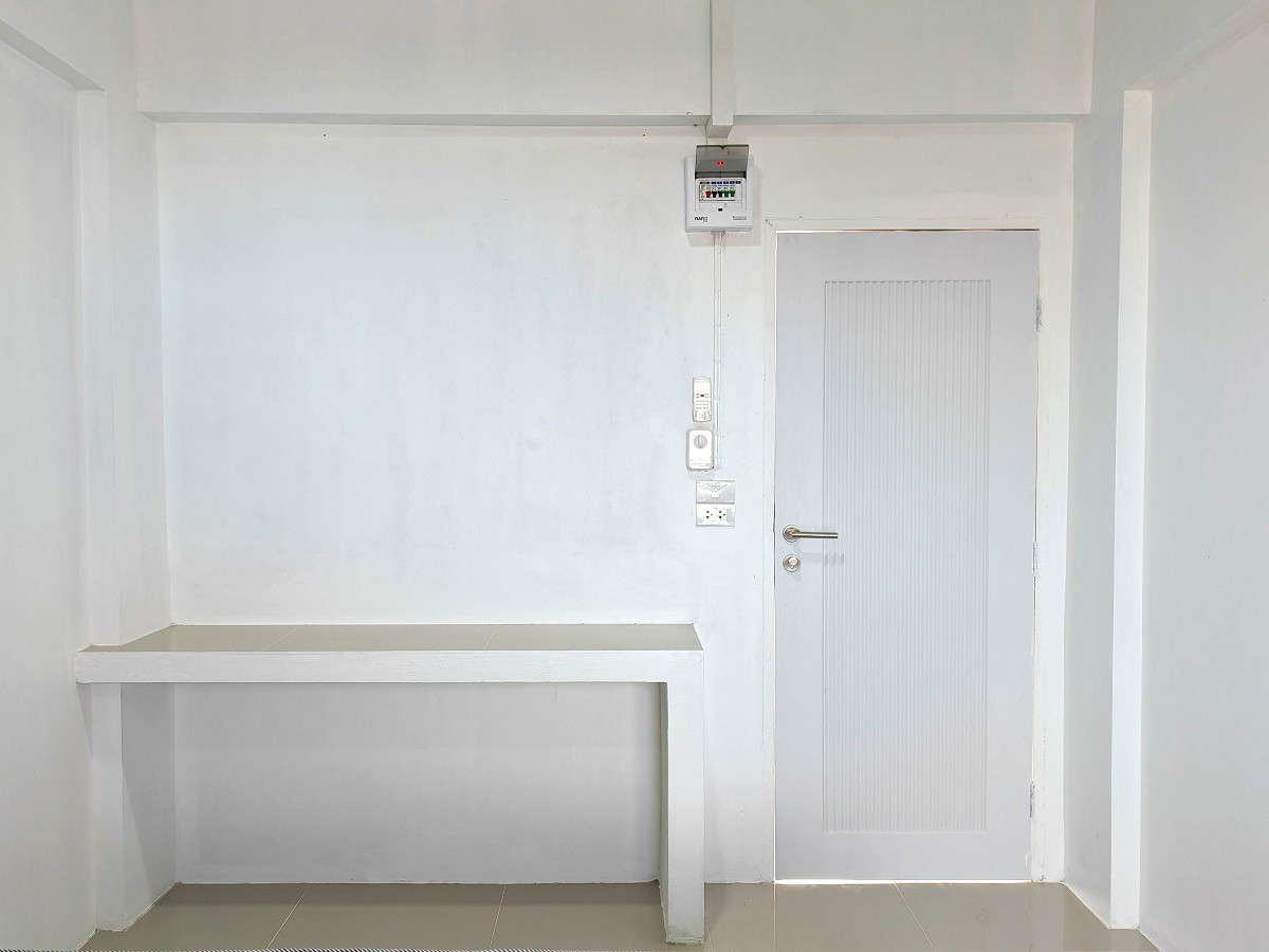 Pictures of RABBIT APARTMENT 6/12