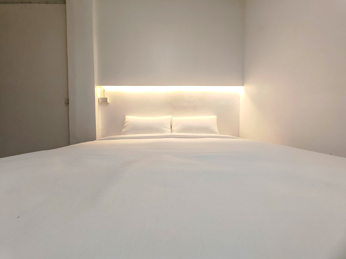 Pictures of IS AM ARE พยอม2 6/12