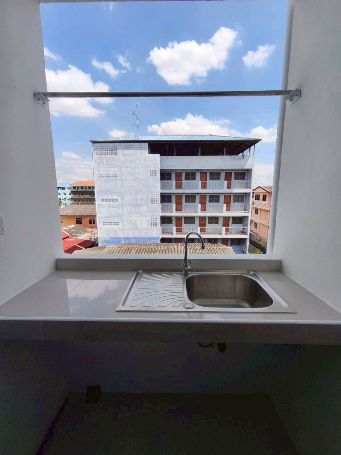 Condo — photo 5