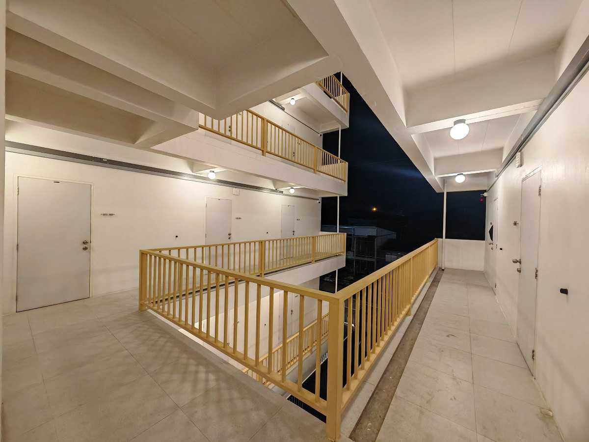 Pictures of IS am are 8/9