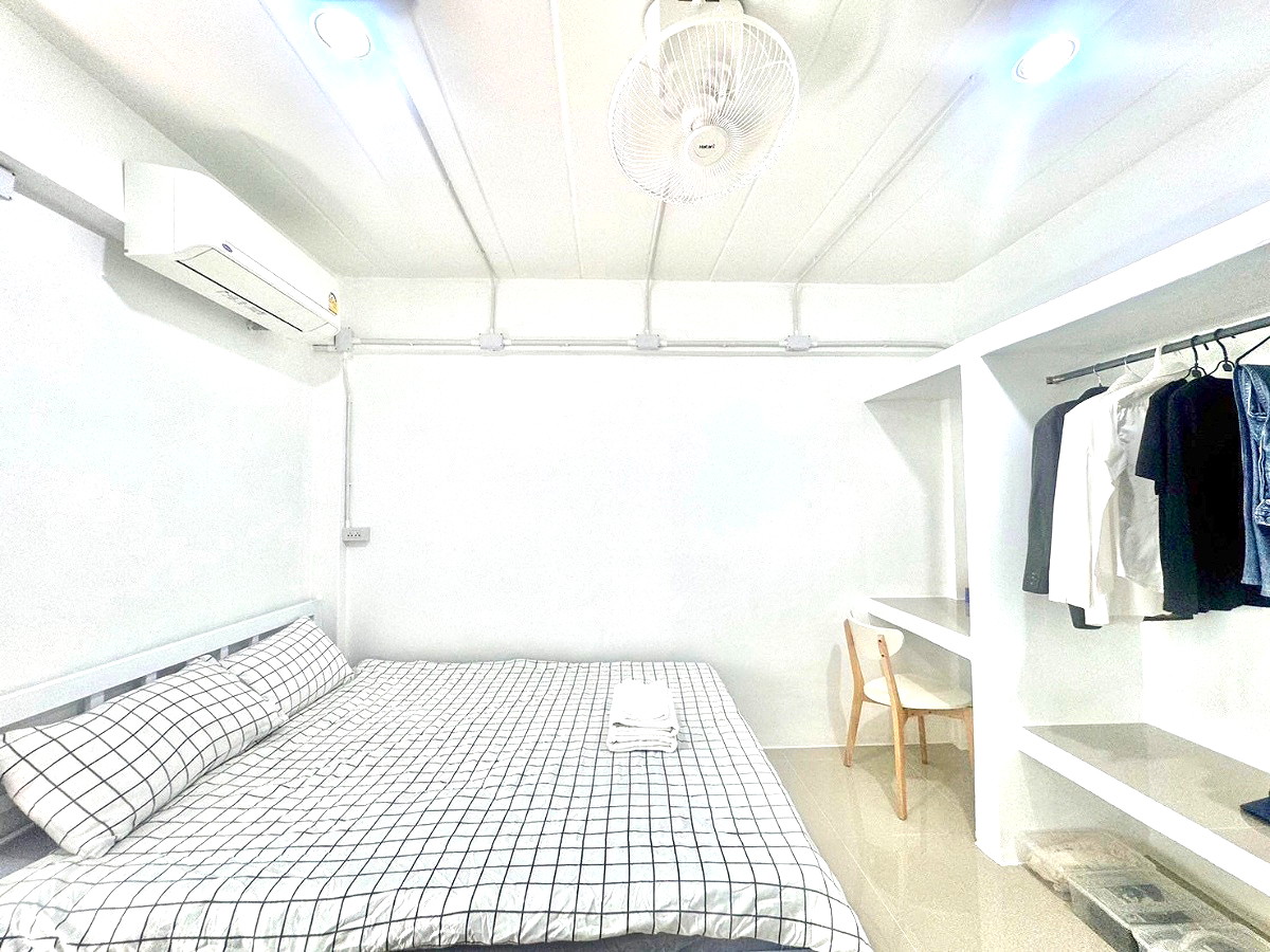 Pictures of SMILES 3/8