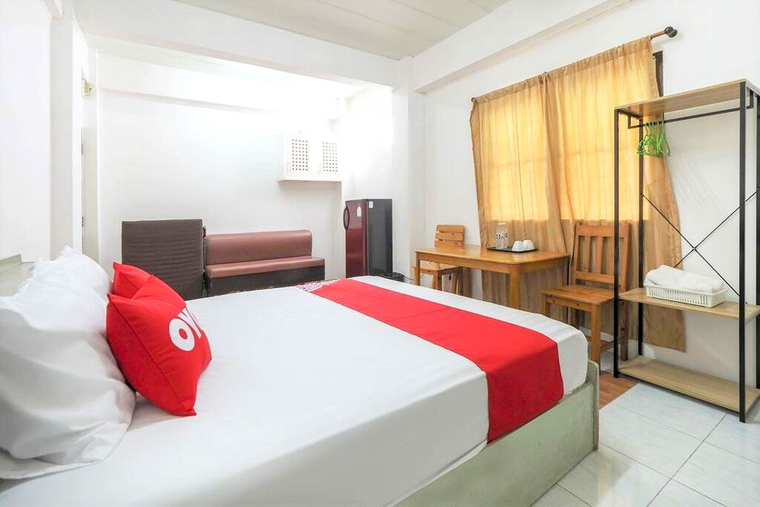 Pictures of OYO 471 Sunshine Apartment 2/9