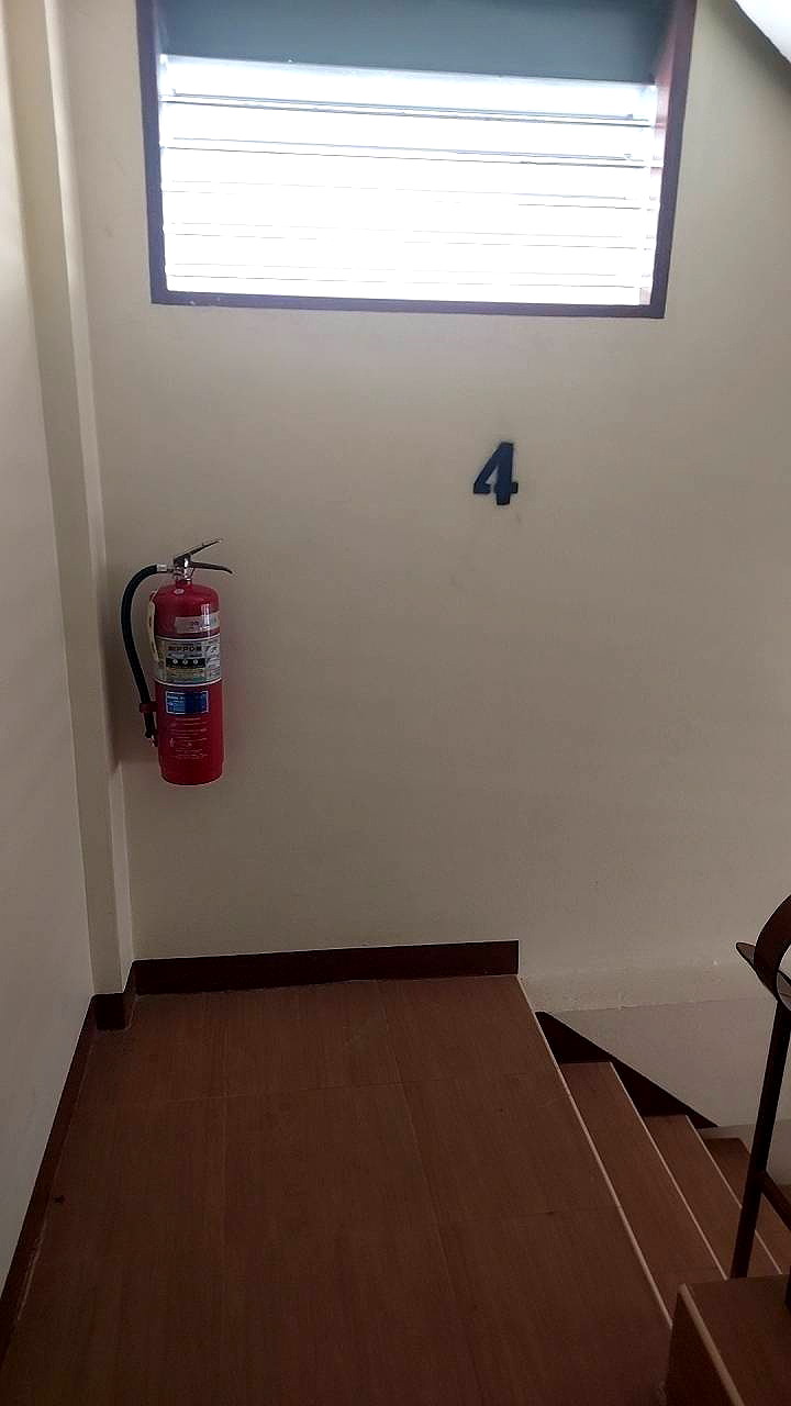 Pictures of Monthly Room for Rent  Rama 2 Road (Main Road Location) 8/8