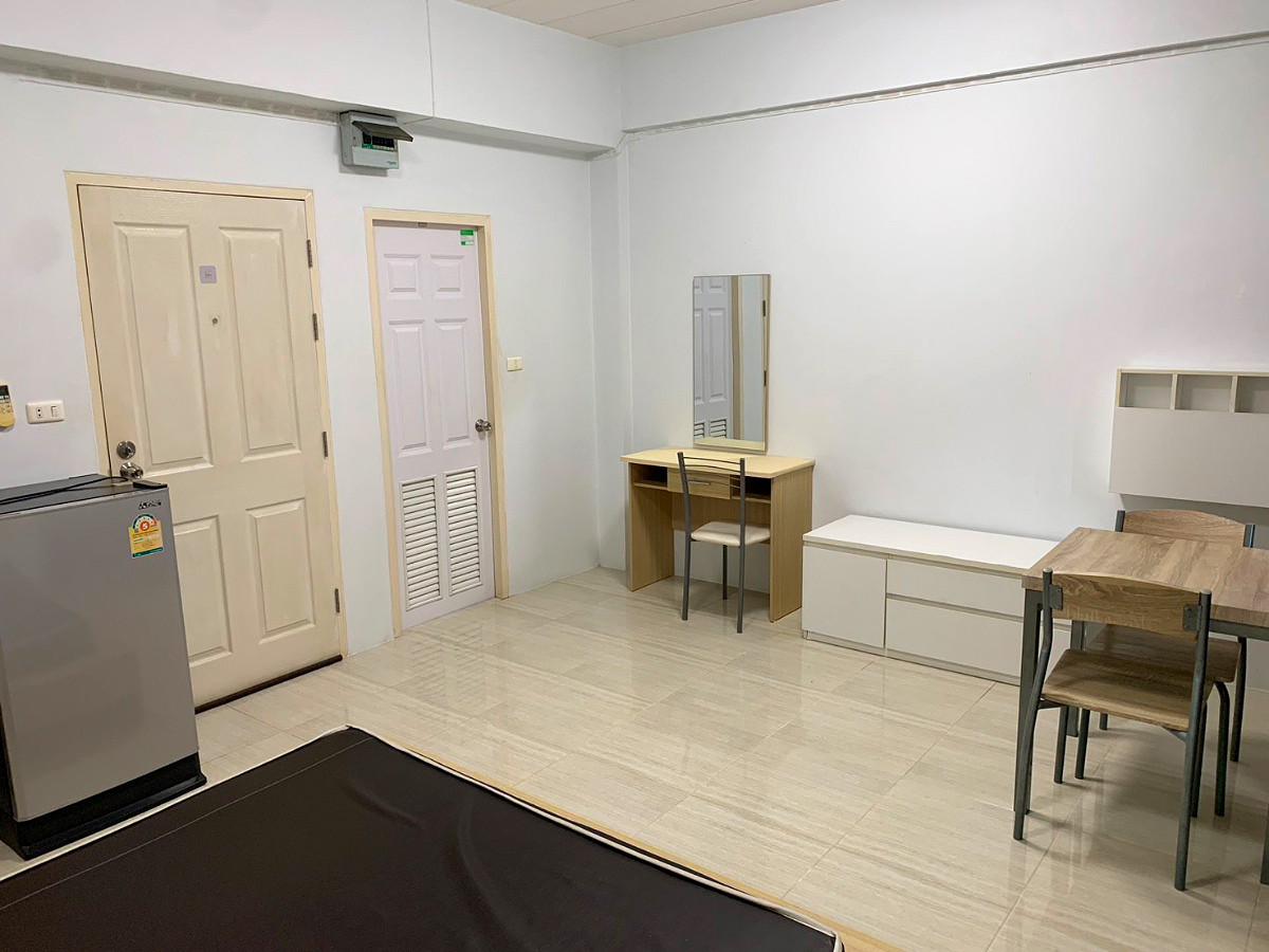 รูปภาพ ห้องพัก D-Complex นิคมปิ่นทอง 1 | อพาร์ทเม้นท์ หอพัก ที่พัก ห้องพัก - รูปที่ 7/7