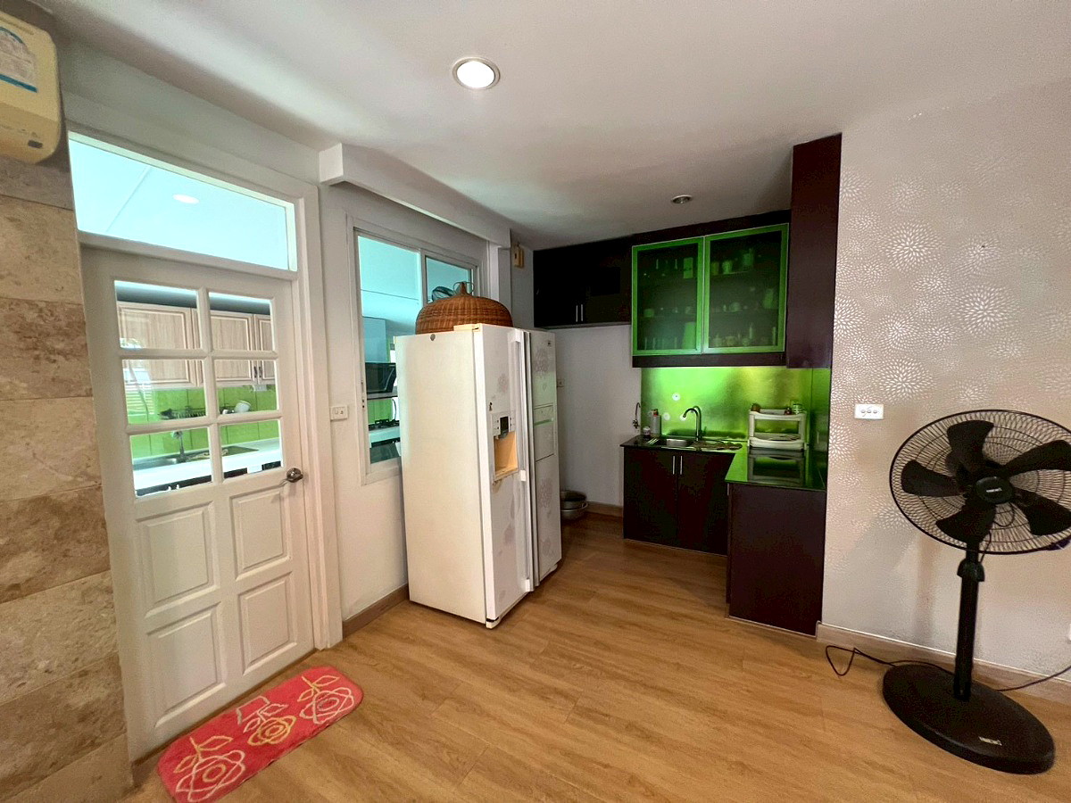 Pictures of Baan Lat Phrao Exclusive 61/80