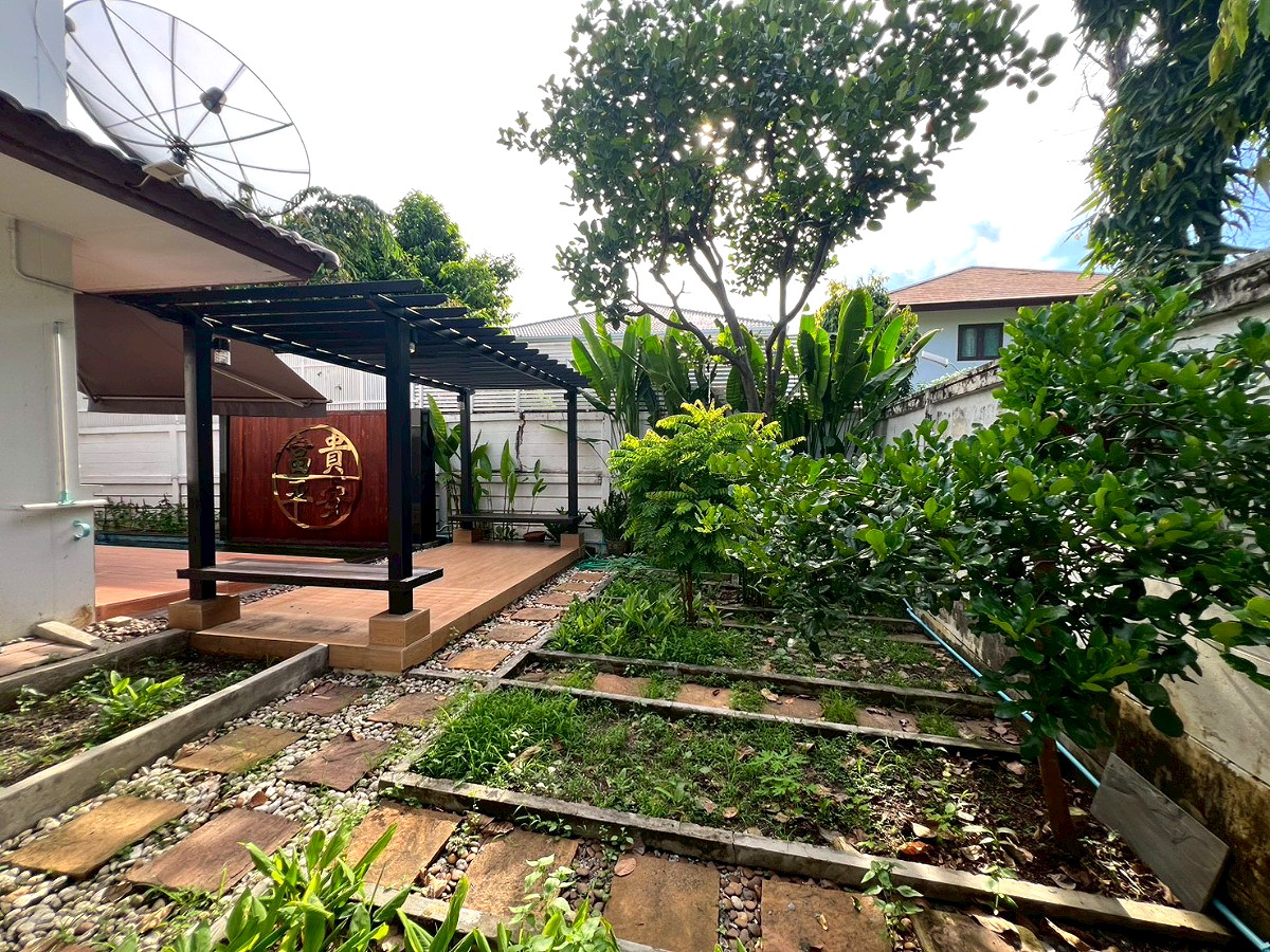 Pictures of Baan Lat Phrao Exclusive 5/80