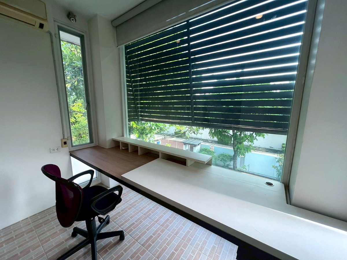 Pictures of Baan Lat Phrao Exclusive 37/80