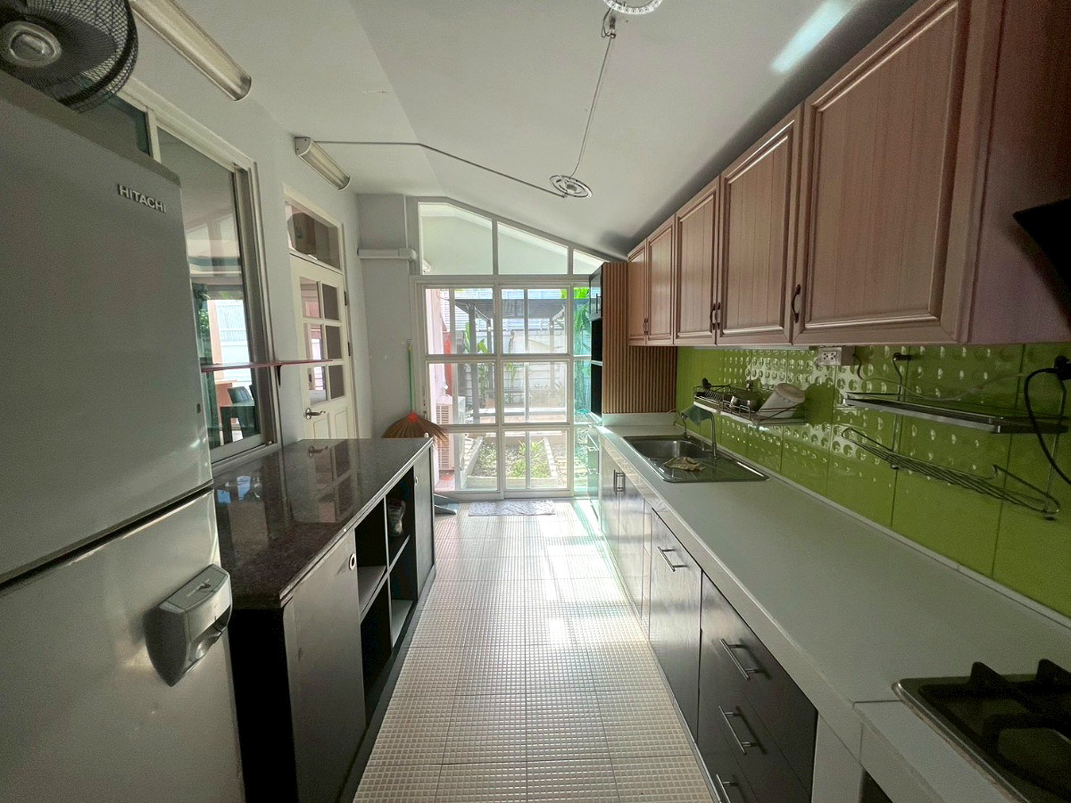 Pictures of Baan Lat Phrao Exclusive 72/80