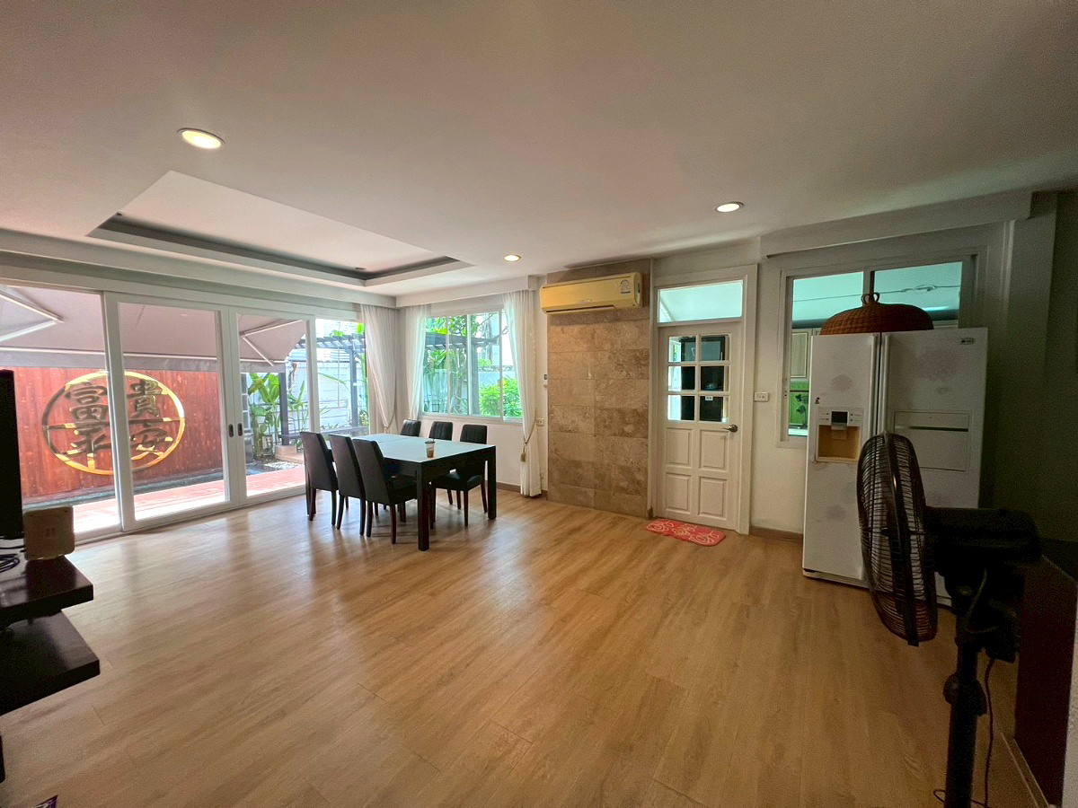 Pictures of Baan Lat Phrao Exclusive 62/80