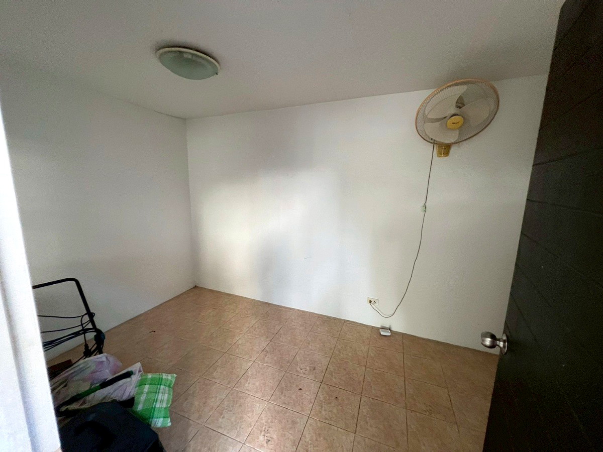 Pictures of Baan Lat Phrao Exclusive 21/80