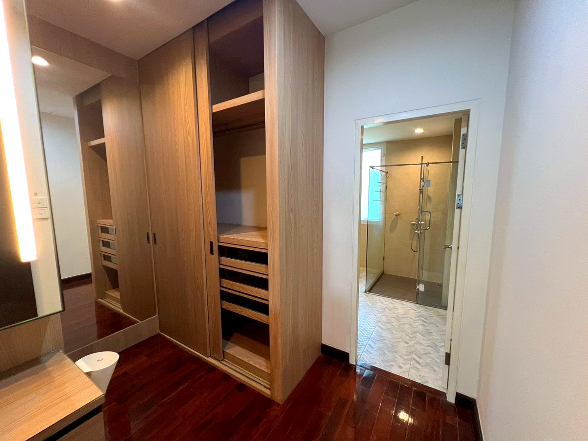 Pictures of Baan Lat Phrao Exclusive 31/80