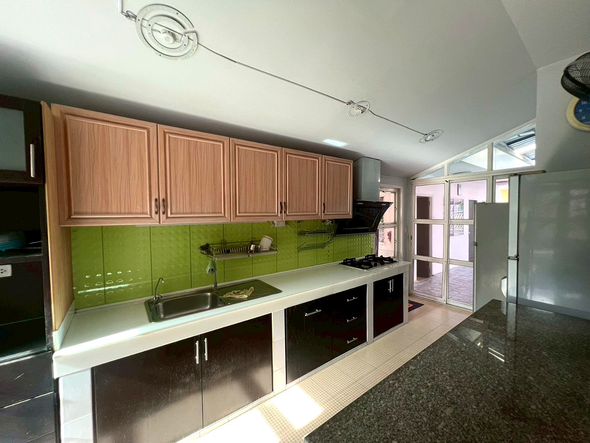 Pictures of Baan Lat Phrao Exclusive 55/80