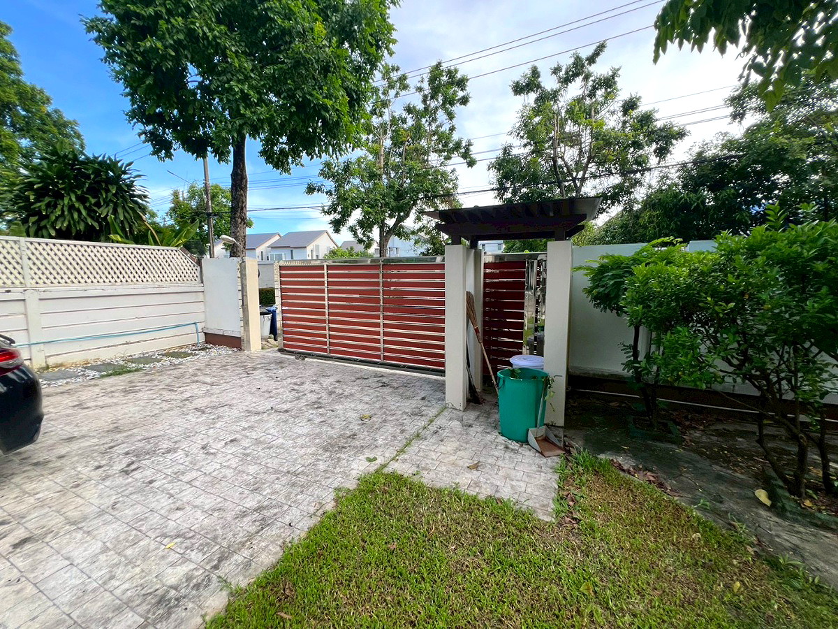 Pictures of Big Home at Ladphao Exclusive 30D+ 1/87