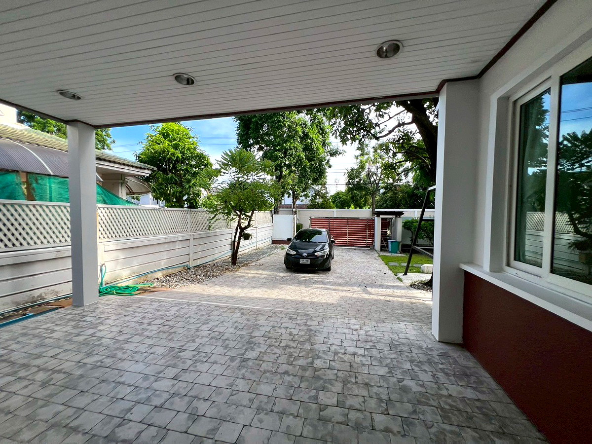 Pictures of Big Home at Ladphao Exclusive 30D+ 16/87