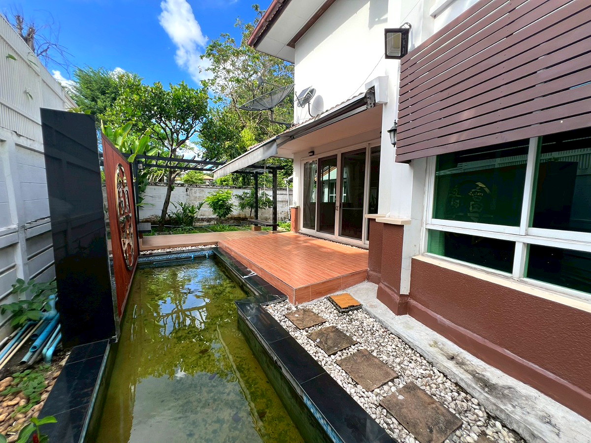 Pictures of Big Home at Ladphao Exclusive 30D+ 12/87