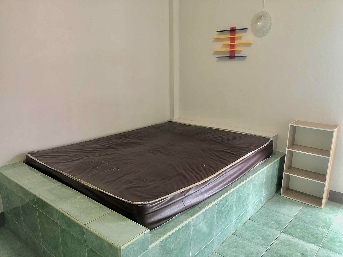 Pictures of Siriporn Mansion 24/29