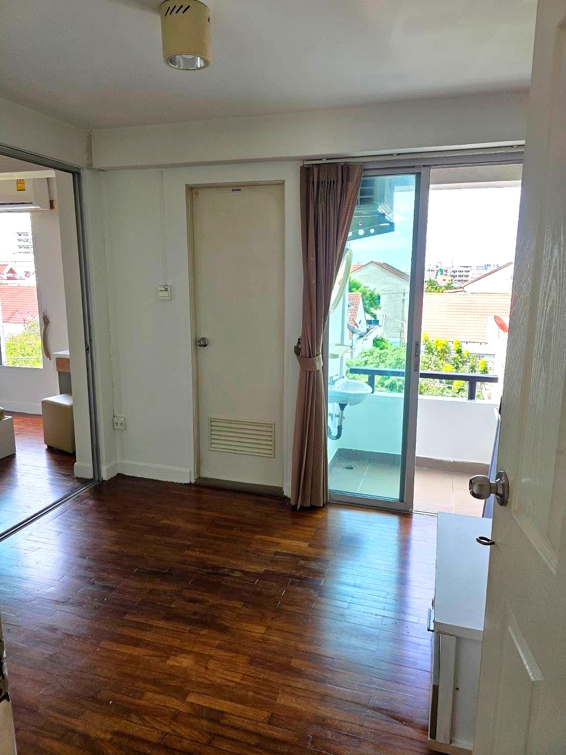 รูปภาพ First View Apartment  | อพาร์ทเม้นท์ หอพัก ที่พัก ห้องพัก - รูปที่ 7/11