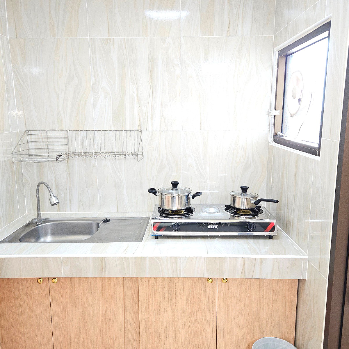 Pictures of Omni Suites Serviced Apartment 9/51