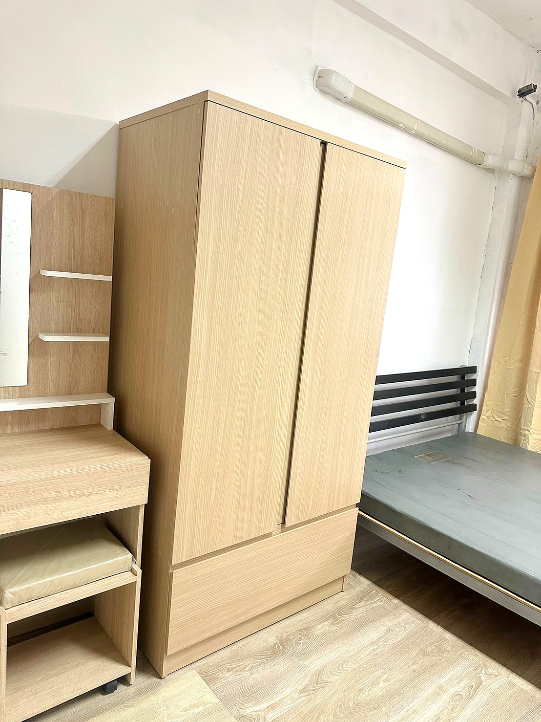 Pictures of Molly Apartment 9/13