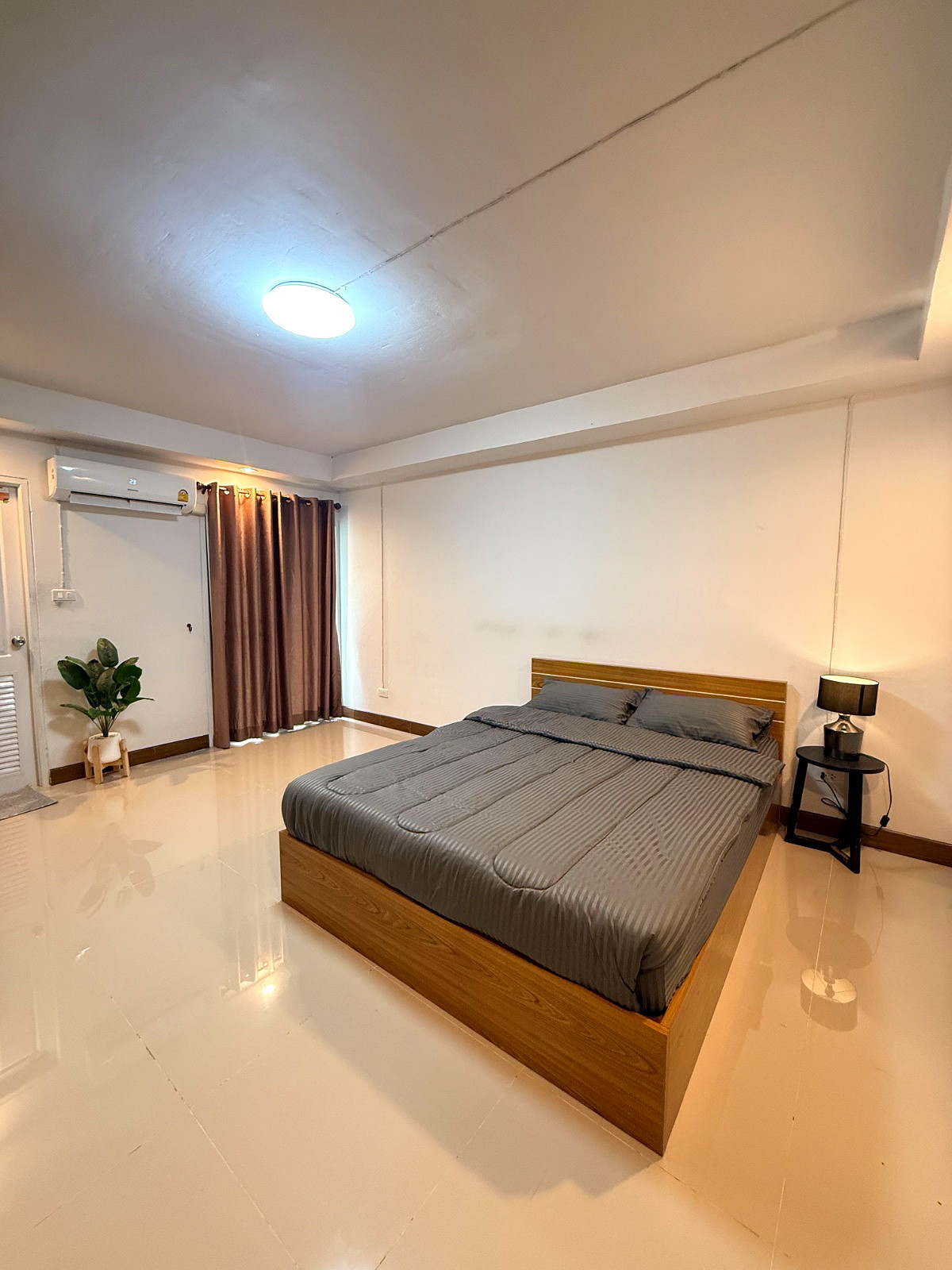 Pictures of PS Samakkee 5/10