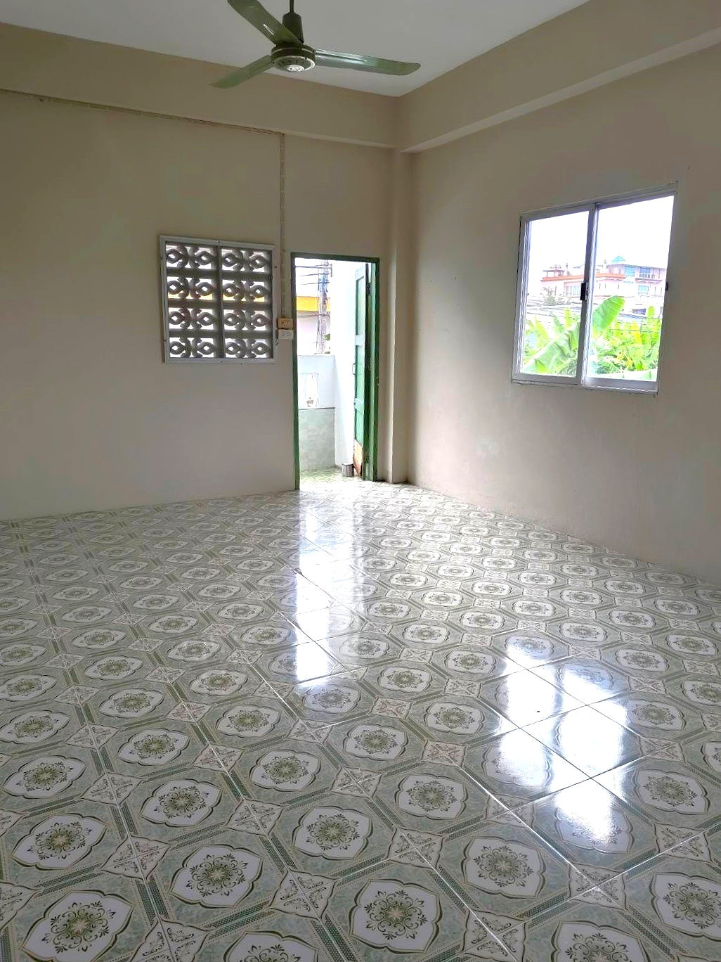 รูปภาพ วี.พี.อพาร์ตเมนต์ (ตึกสีเขียว) | อพาร์ทเม้นท์ หอพัก ที่พัก ห้องพัก - รูปที่ 2/7