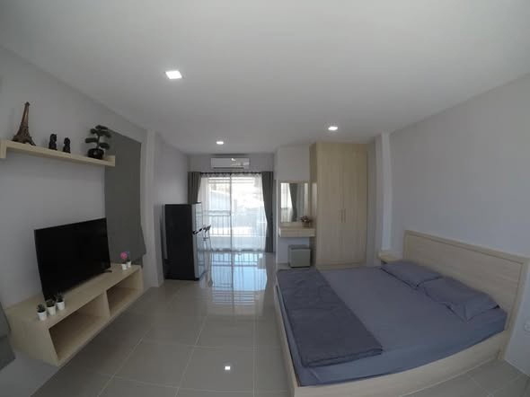 Condo — photo 3