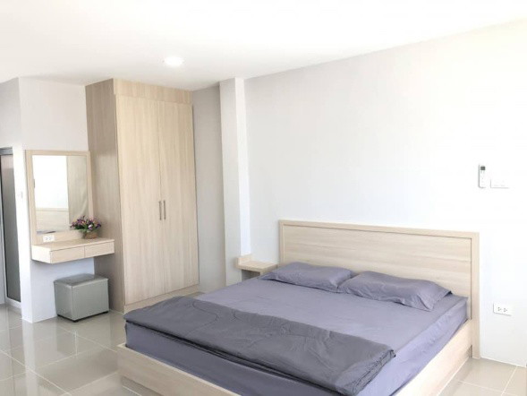 Condo — photo 5
