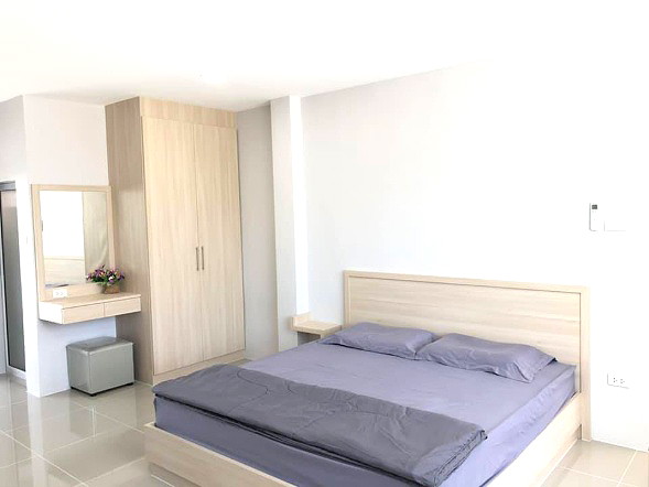 Pictures of Nirin Place  3/5