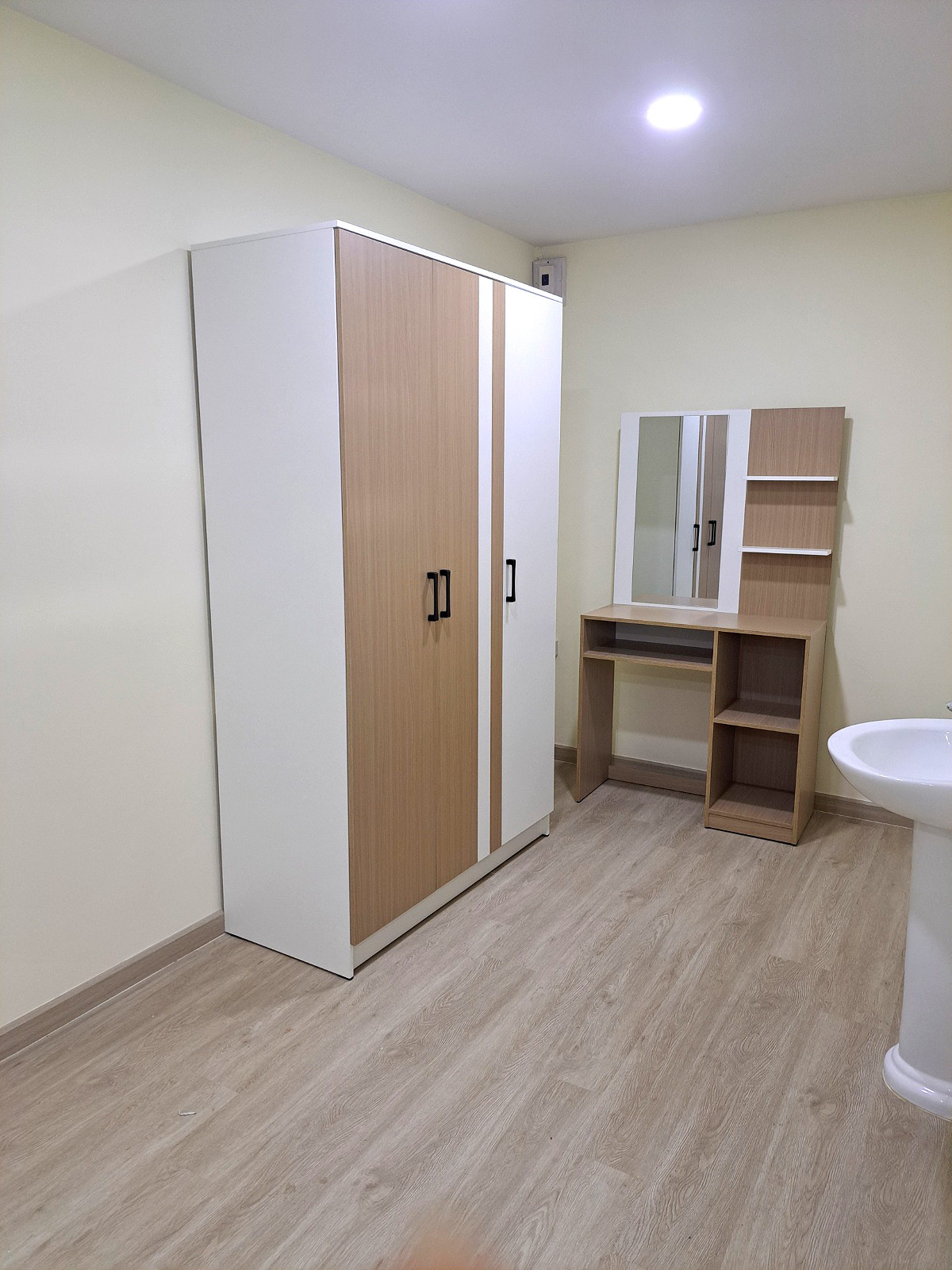 รูปภาพ ทรัพย์ไพศาล อพาร์ทเม้นท์ | อพาร์ทเม้นท์ หอพัก ที่พัก ห้องพัก - รูปที่ 2/11