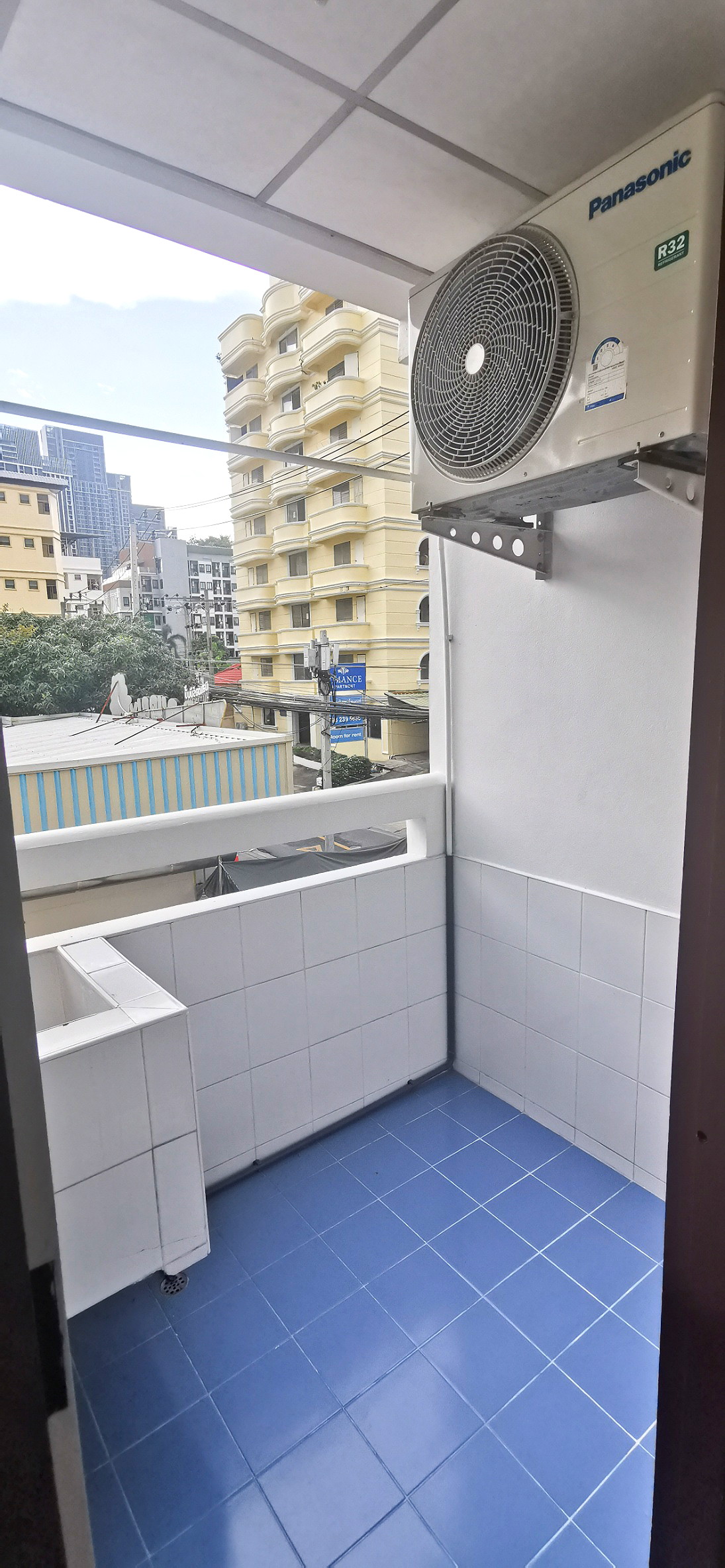 Pictures of Be-live Udomsok7 (Apartment near BTS Udomsuk, walk 10 minutes, next to 7-11 and laundry) 6/21
