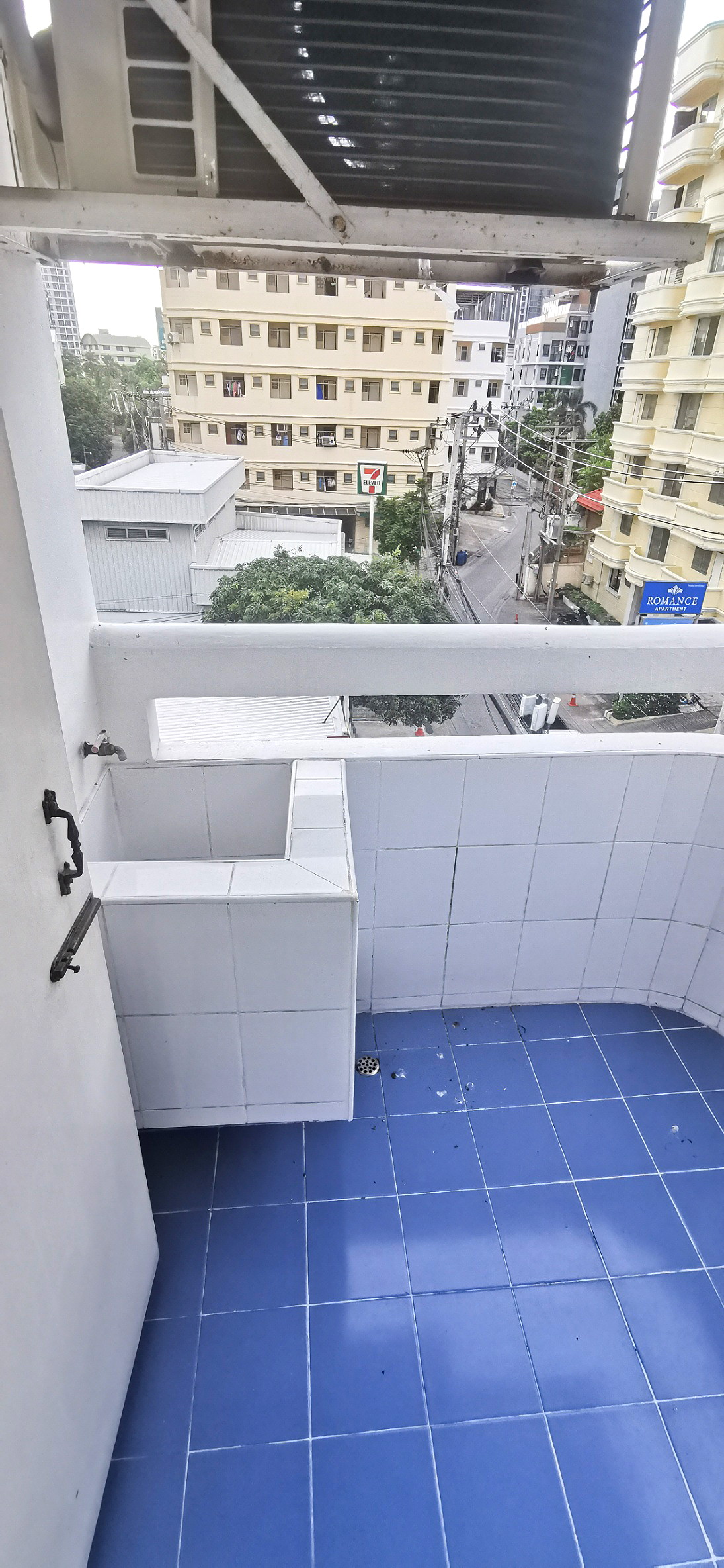 Pictures of Be-live Udomsok7 (Apartment near BTS Udomsuk, walk 10 minutes, next to 7-11 and laundry) 11/21