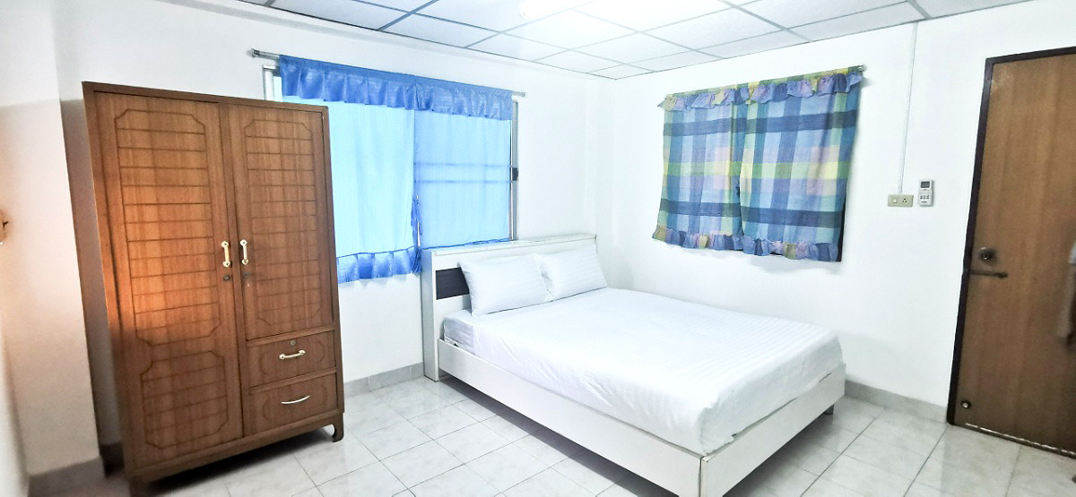 Pictures of Be-live Udomsok7 (Apartment near BTS Udomsuk, walk 10 minutes, next to 7-11 and laundry) 10/21