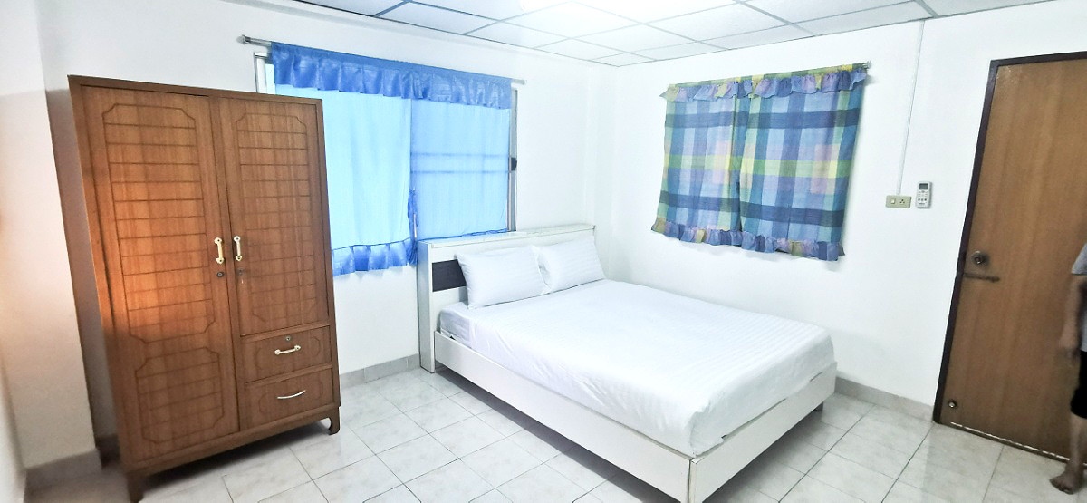 Pictures of Be-live Udomsok7 (Apartment near BTS Udomsuk, walk 10 minutes, next to 7-11 and laundry) 12/21