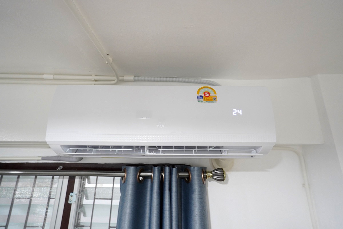 Pictures of The Corner 5 18/49