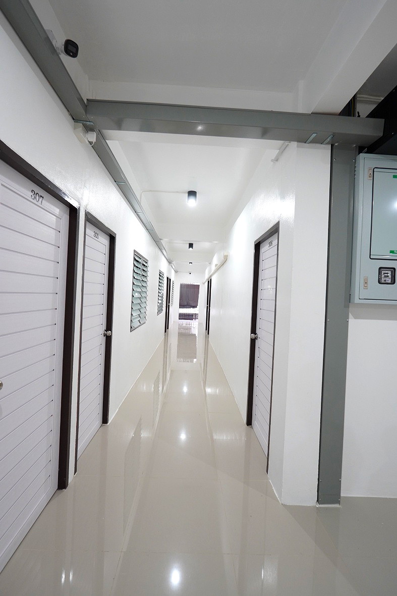 Pictures of The Corner 5 4/49