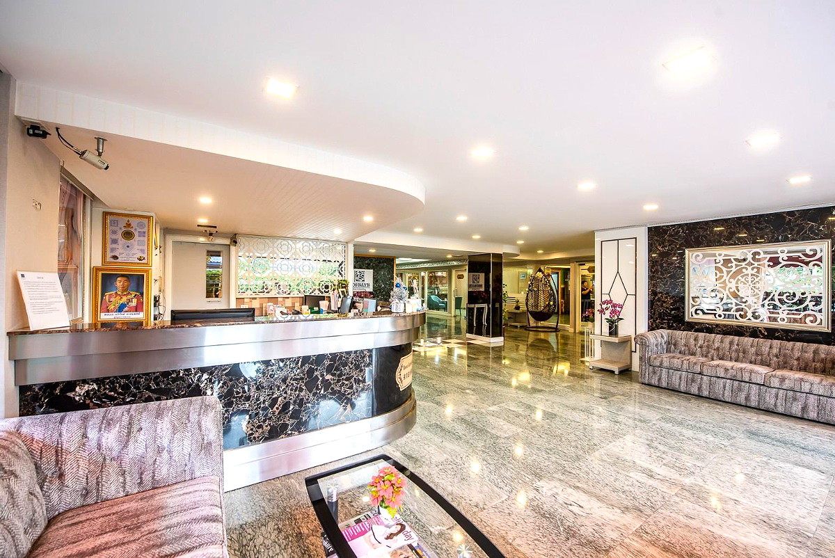 Pictures of Roseate Ratchada 2/4