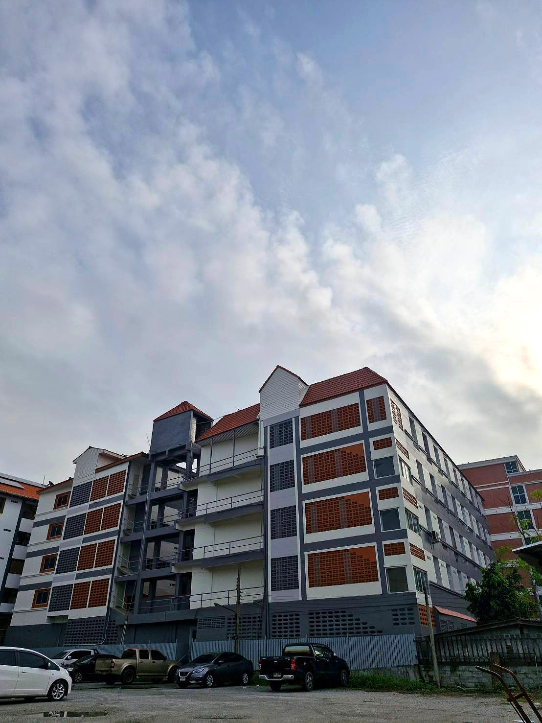 รูปภาพ พรีเมียร์ เพลส ศรีราชา | อพาร์ทเม้นท์ หอพัก ที่พัก ห้องพัก - รูปที่ 61/69