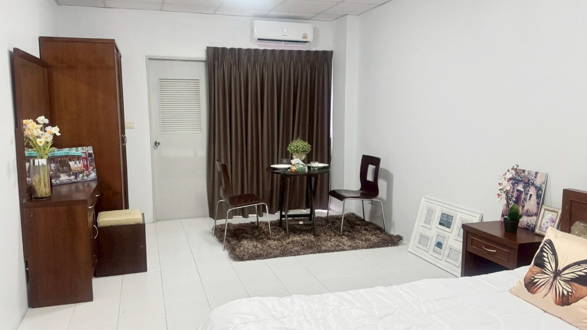 Condo · bangkok — photo 3