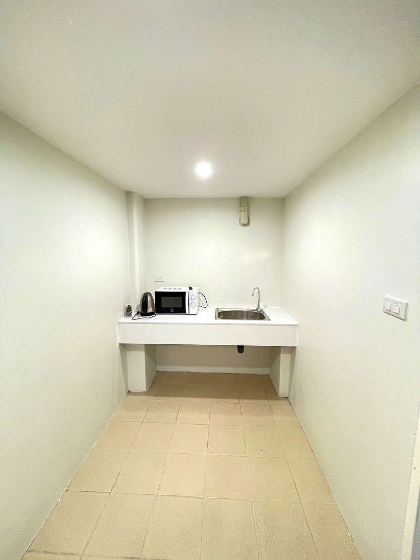 Pictures of Eight Residence 20/23