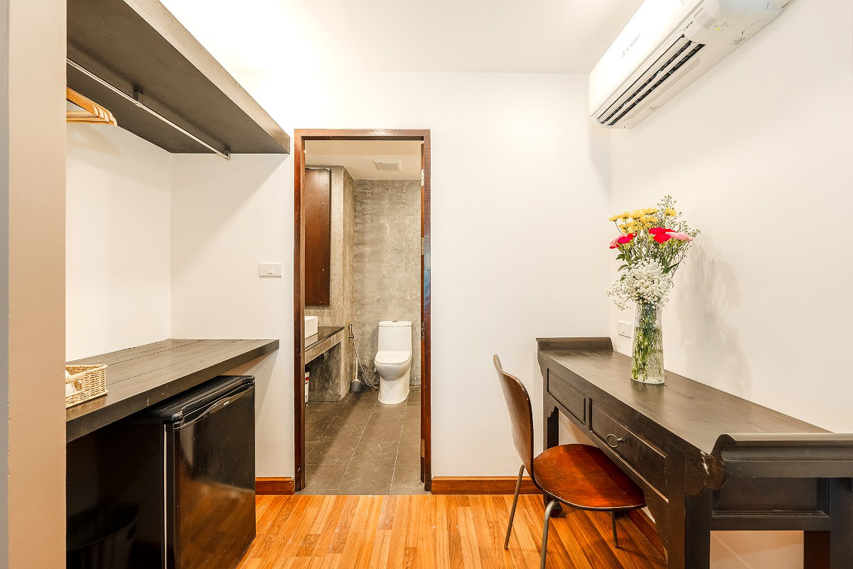 Pictures of SAVAAN PATONG 4/6