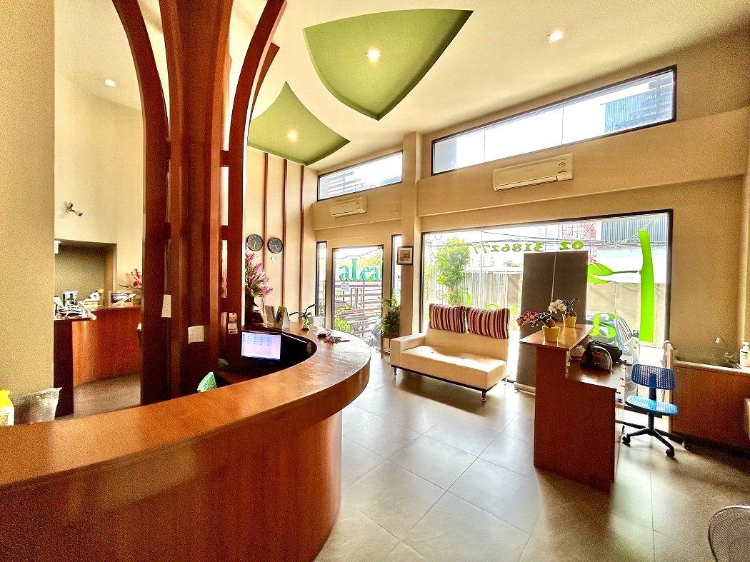 Pictures of LeRam Hotel 11/23