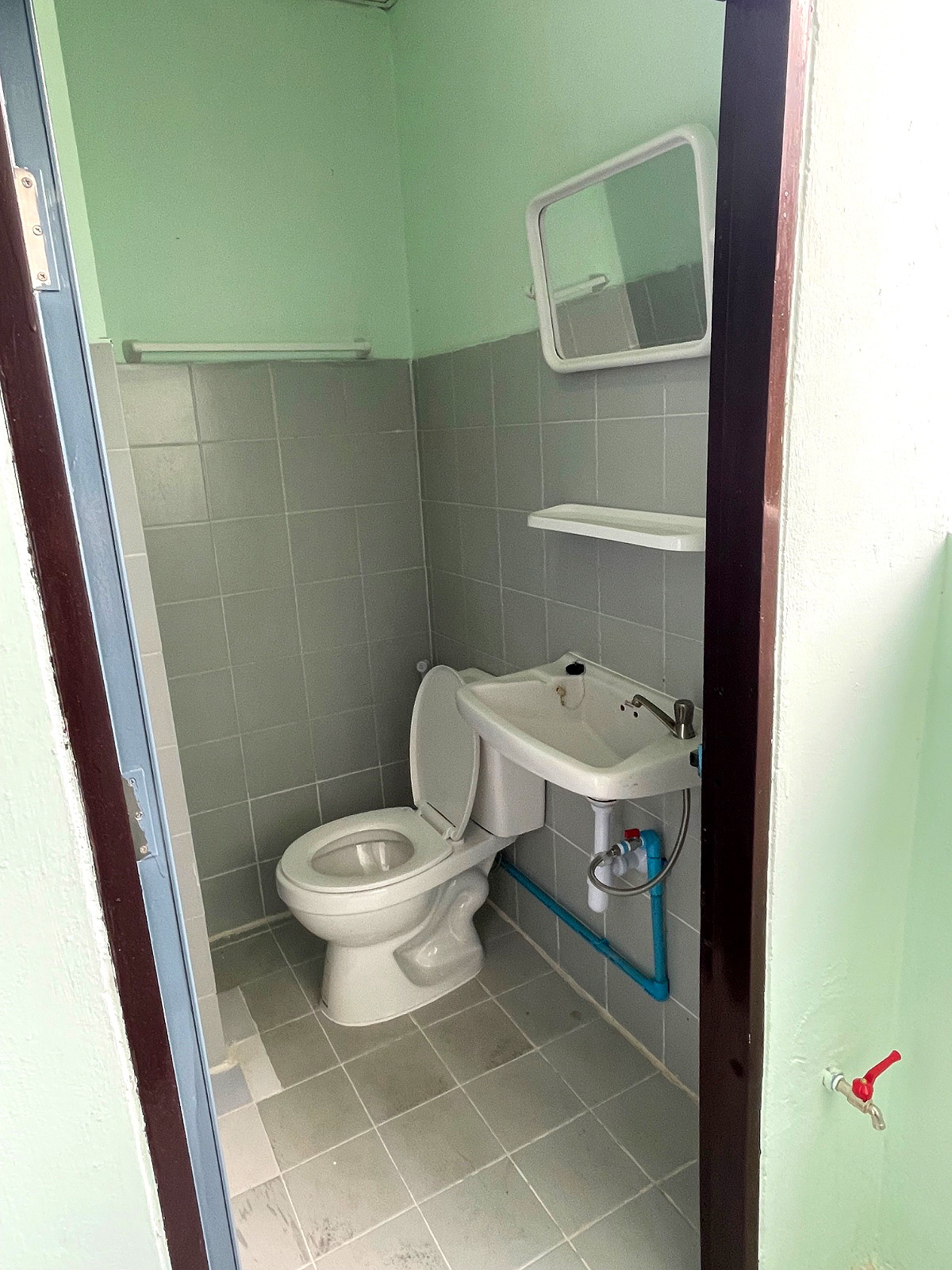 Pictures of STN Mansion soi Chaengwattana 14 6/8