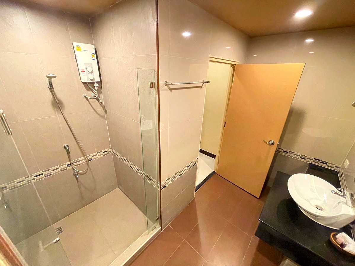 Pictures of LeRam Hotel 17/23