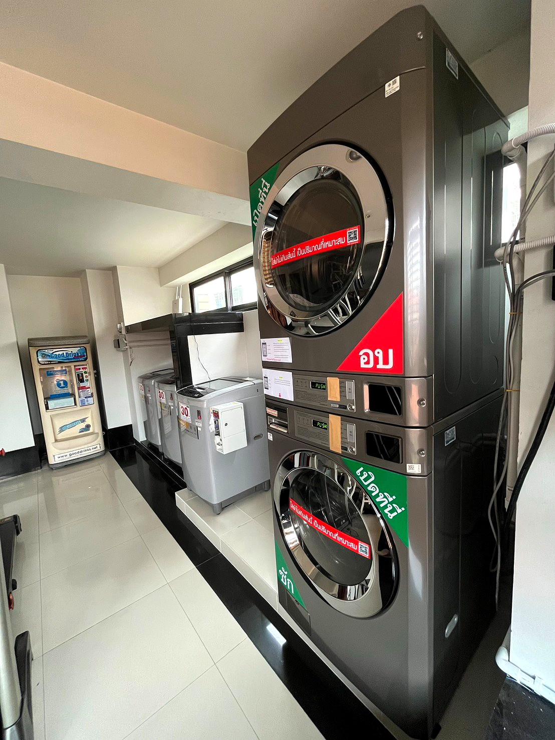 Pictures of KPP Residence Bangkok 8/13