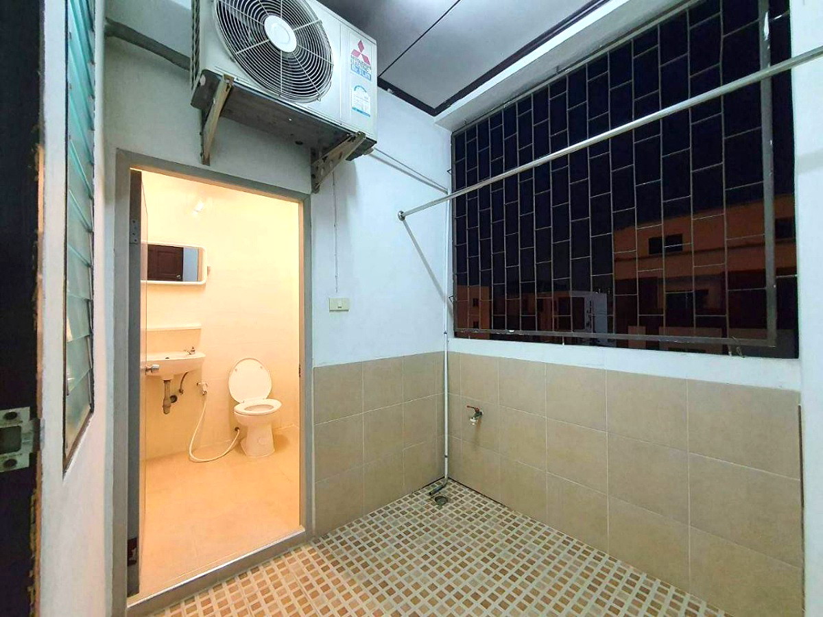 Pictures of Phattarasa house 44/50