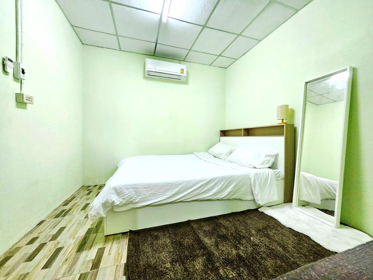 Pictures of ฺBandon torroror 9/24